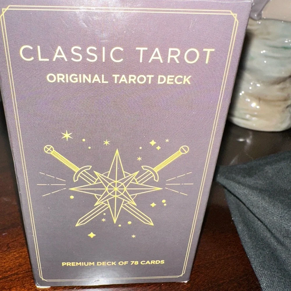 Deck of Tarot Cards - Picture 2 of 2